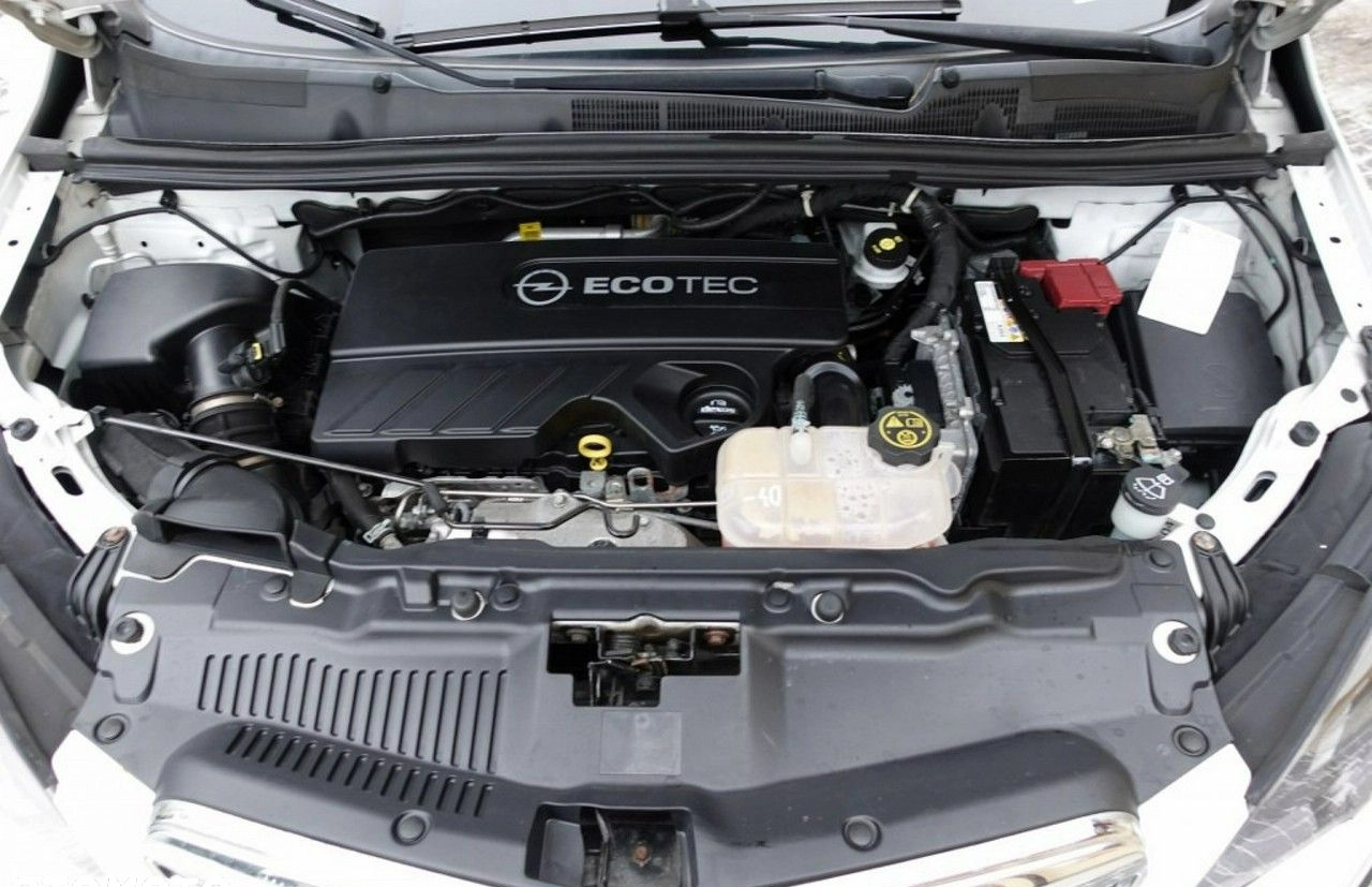 Opel Mokka cena 40900 przebieg: 201000, rok produkcji 2015 z Dziwnów małe 211